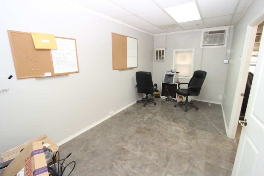 More Photos Of 120 Avenue T, Brooklyn Storefront For Lease