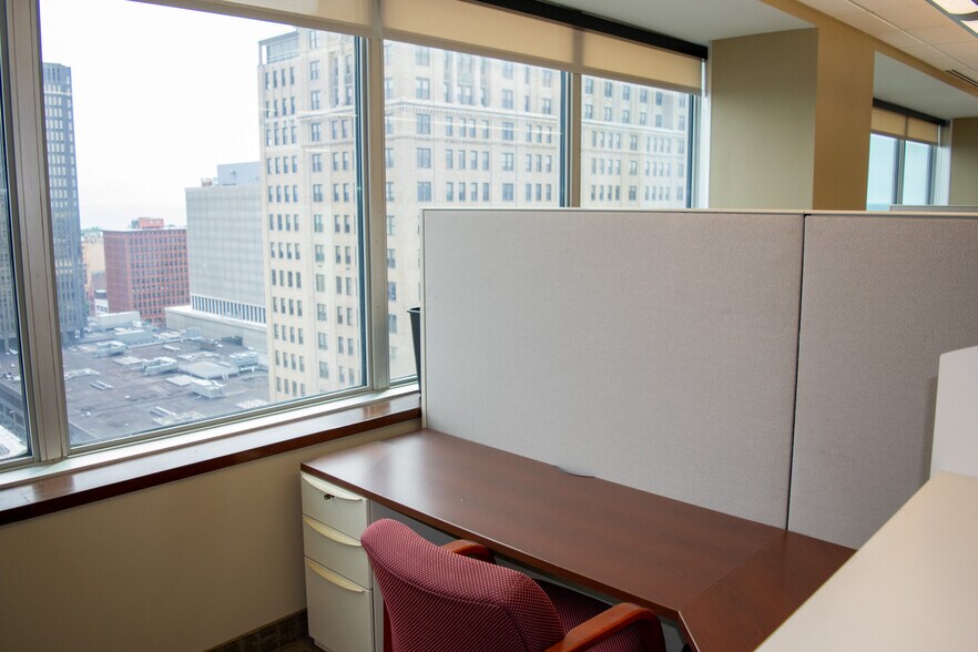 More Photos Of 10 Lafayette Sq, Buffalo Hotel For Lease