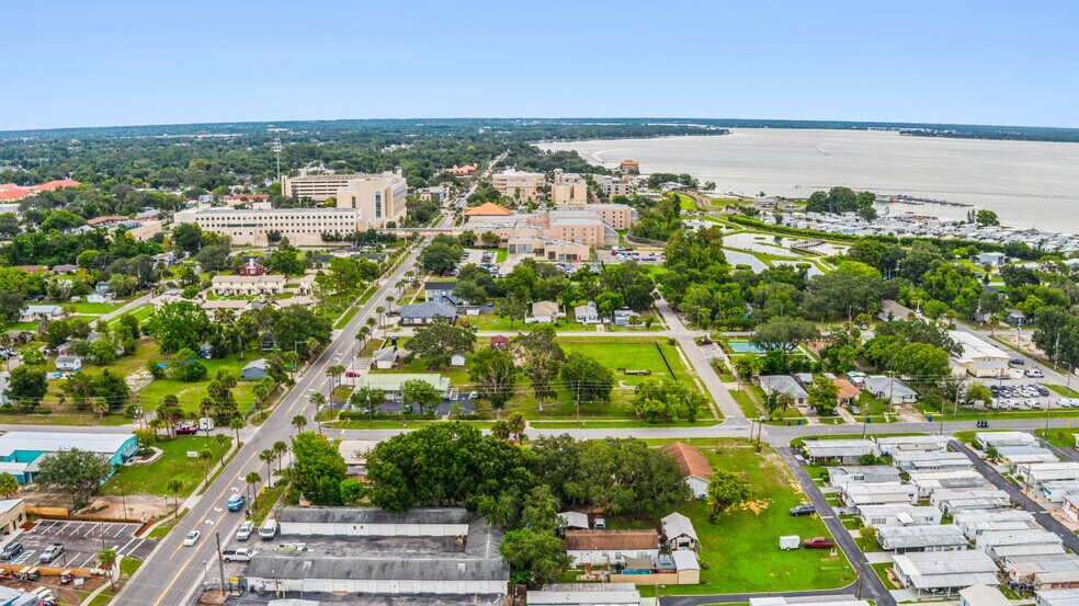 More Photos Of 819 Main St, Tavares Land For Sale