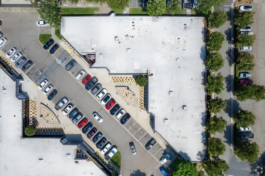 More Photos Of 2930 Inland Empire Blvd, Ontario Unknown For Lease