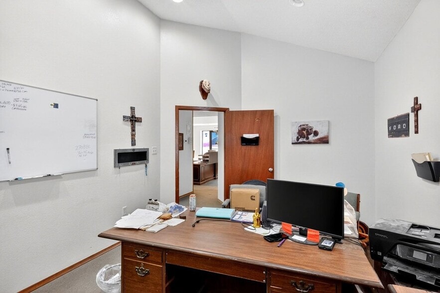 More Photos Of 8316 W I-20, Midland Warehouse For Sale