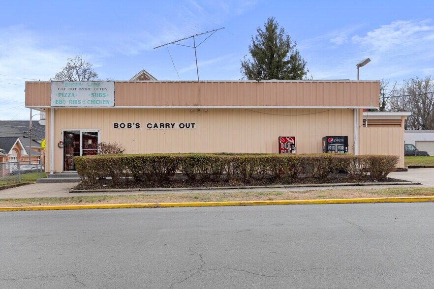 More Photos Of 130 N Raleigh St, Martinsburg Restaurant For Sale