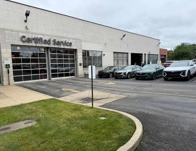 More Photos Of 2801 Carnegie Ave, Cleveland Auto Dealership For Sale