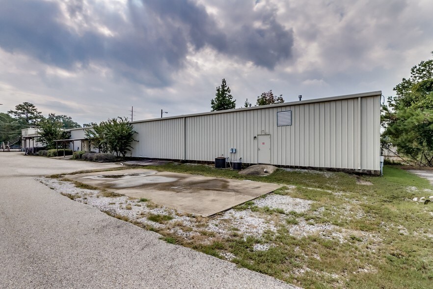 More Photos Of 3328 Rice Mine Rd NE, Tuscaloosa Flex For Lease