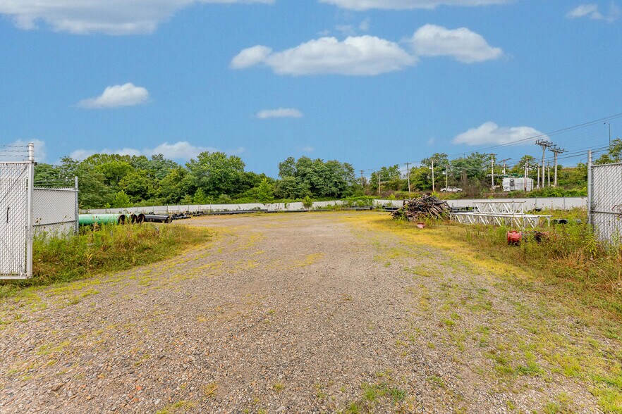 More Photos Of , Waynesburg Industrial For Sale