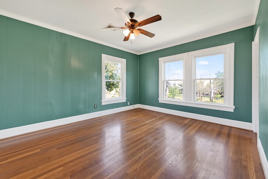 More Photos Of 3410 Austin St, Houston Office Residential For Lease