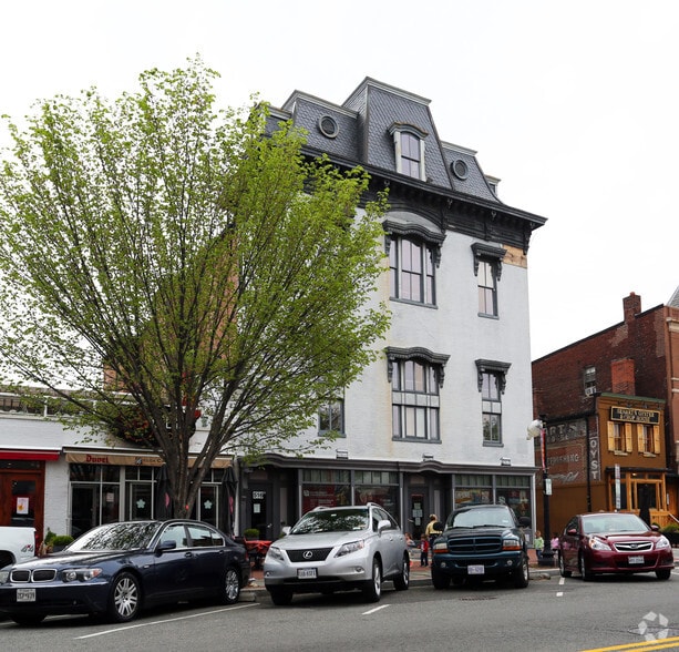 More Photos Of 516 8th St SE, Washington Storefront Retail Office For Sale