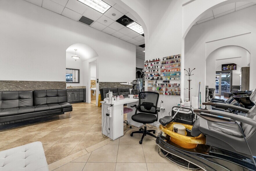 More Photos Of 7885 W 28th Ave, Hialeah Warehouse For Sale