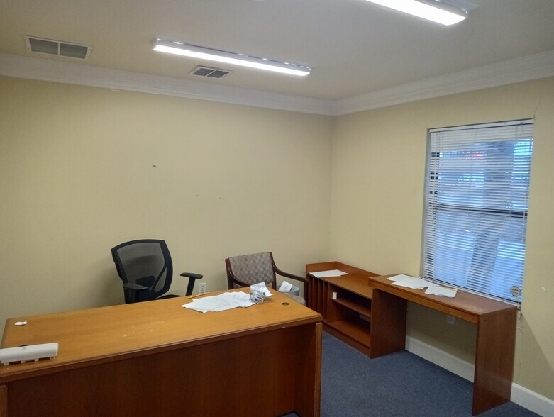 More Photos Of 3875 Wallin St, Savannah Freestanding For Lease