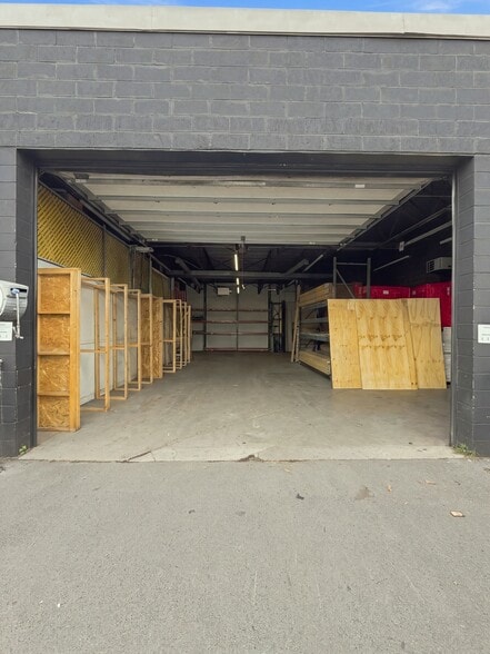 More Photos Of 209 Factory Ave, Syracuse Flex For Lease