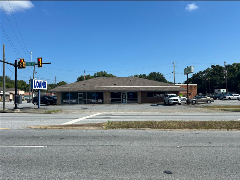 Primary Photo Of 806 13th St, Phenix City Storefront For Lease