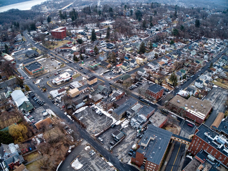 More Photos Of 350 Broadway, Kingston Storefront Retail Office For Sale
