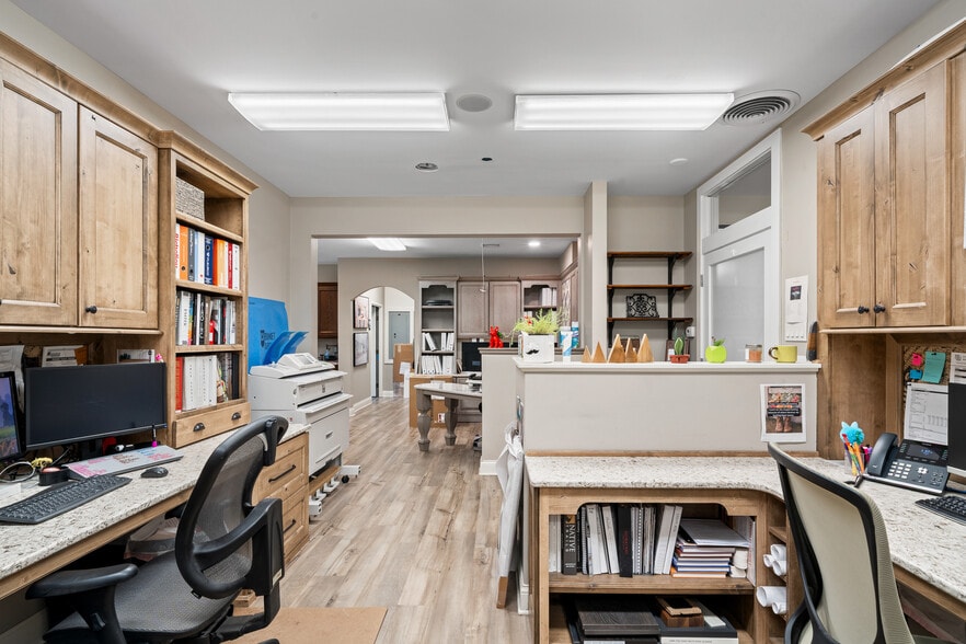 More Photos Of 201 Geneva National Ave, Lake Geneva Office For Sale
