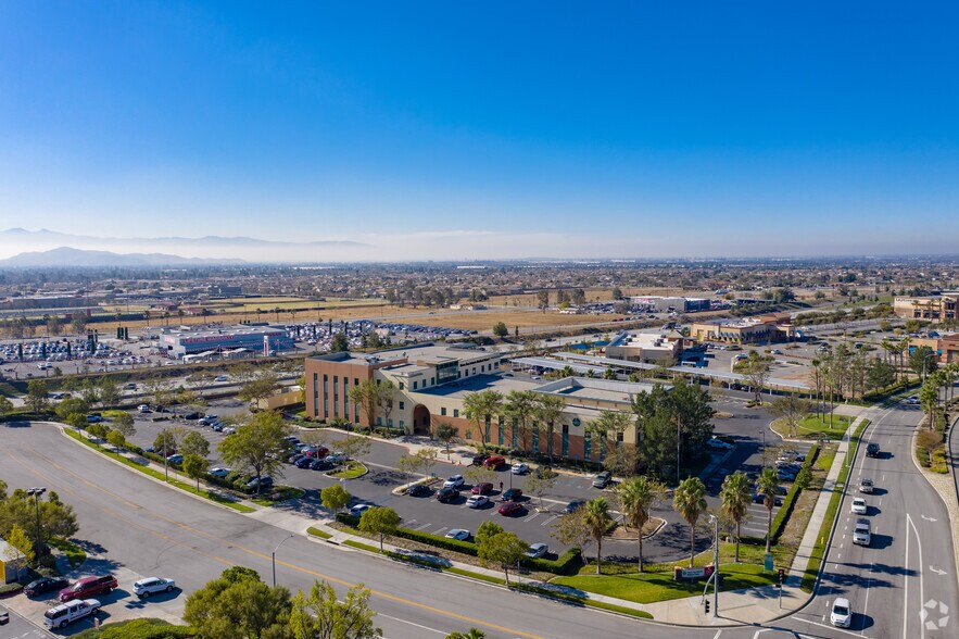 More Photos Of 16465 Sierra Lakes Pky, Fontana Medical For Lease