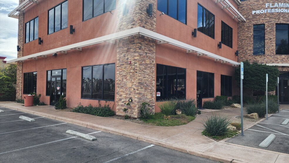 More Photos Of 8845 W Flamingo Rd, Las Vegas Medical For Lease