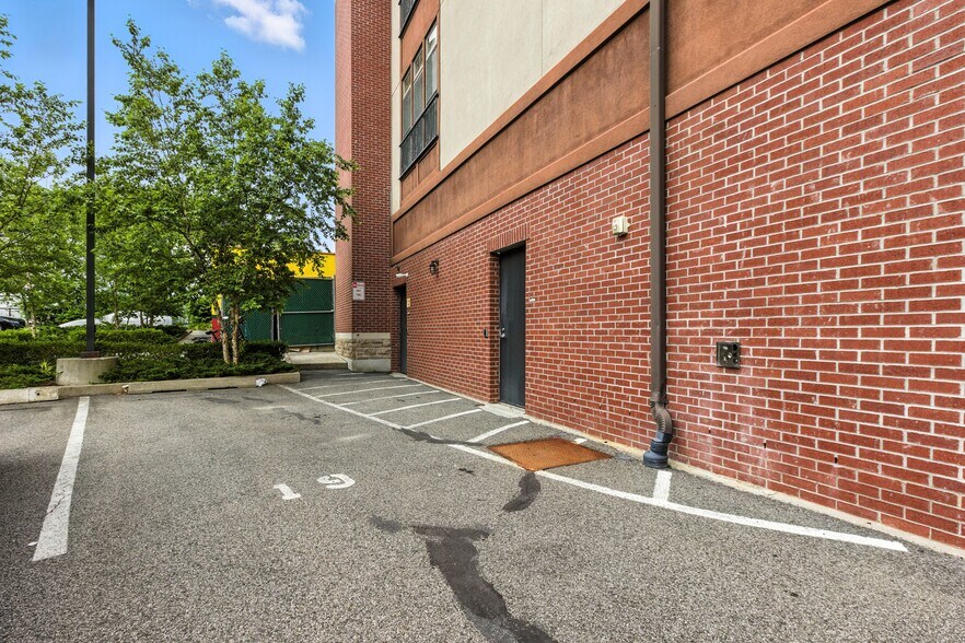 More Photos Of 300 Columbus Ave, Tuckahoe Apartments For Lease