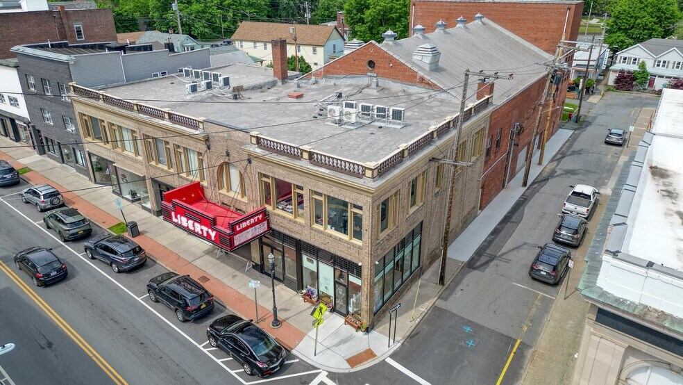 More Photos Of 31 S Main St, Liberty Sports And Entertainment For Sale