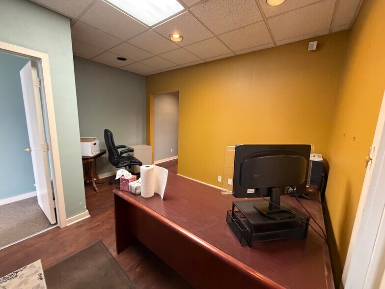 More Photos Of 240-244 Penn Ave, Scranton Office For Lease