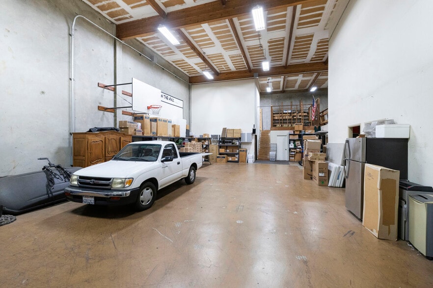 More Photos Of 1641 Langley Ave, Irvine Light Manufacturing For Lease
