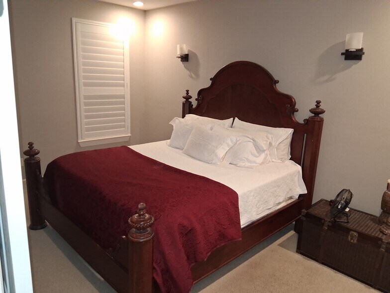 More Photos Of , Tomball Unknown For Sale