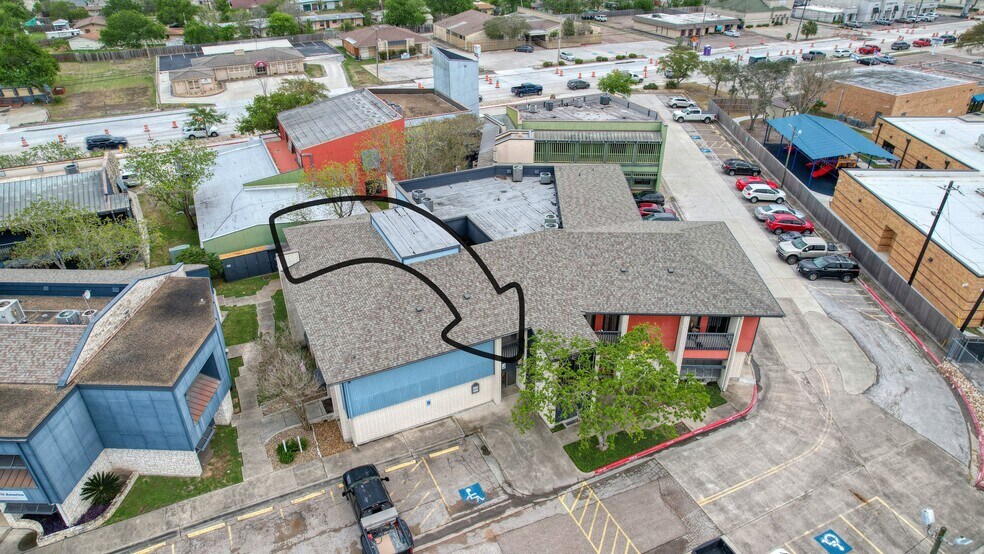 More Photos Of 700-H Everhart Rd, Corpus Christi Office For Sale