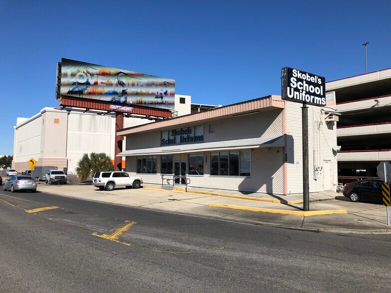 More Photos Of 3001 Clearview Pkwy, Metairie Storefront Retail Office For Lease