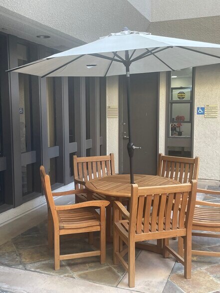 More Photos Of 1101 Dove St, Newport Beach Office For Lease