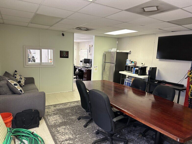 More Photos Of 24203 FM 2100 Rd, Huffman Office Residential For Sale