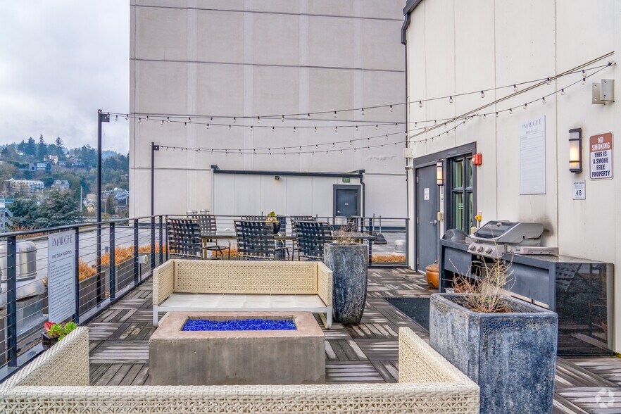 More Photos Of 1115 SW Market St, Portland Apartments For Sale