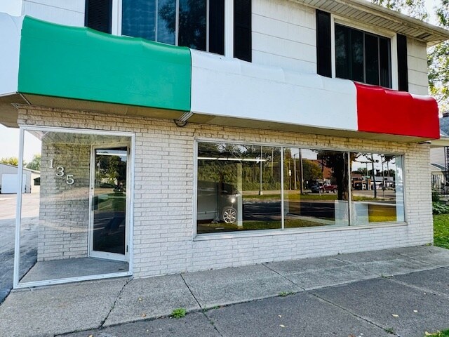 More Photos Of 135 Division St, North Tonawanda Office For Lease