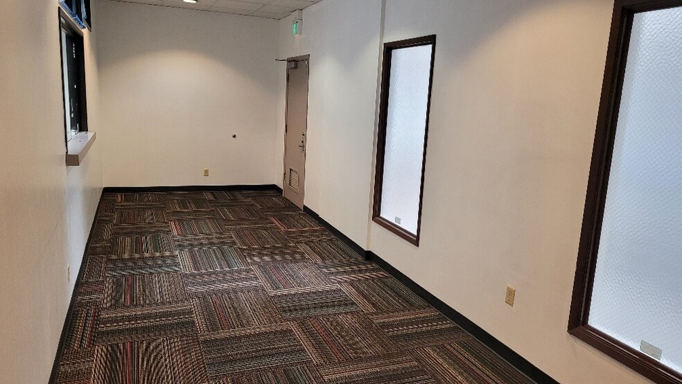 More Photos Of 2322 Butano Dr, Sacramento Medical For Lease