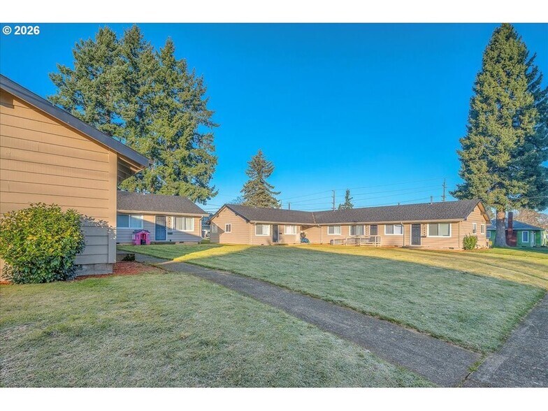 More Photos Of 8309-8329 N Dwight Ave, Portland Apartments For Sale