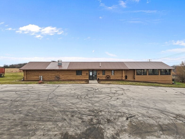 More Photos Of 8826 Grams Rd, Ripon Restaurant For Sale