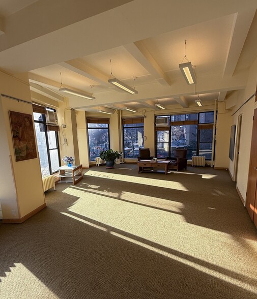 More Photos Of 2061-2065 Broadway, New York Apartments For Sale