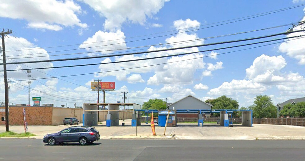 More Photos Of 7923 Pipers Ln, San Antonio Carwash For Sale