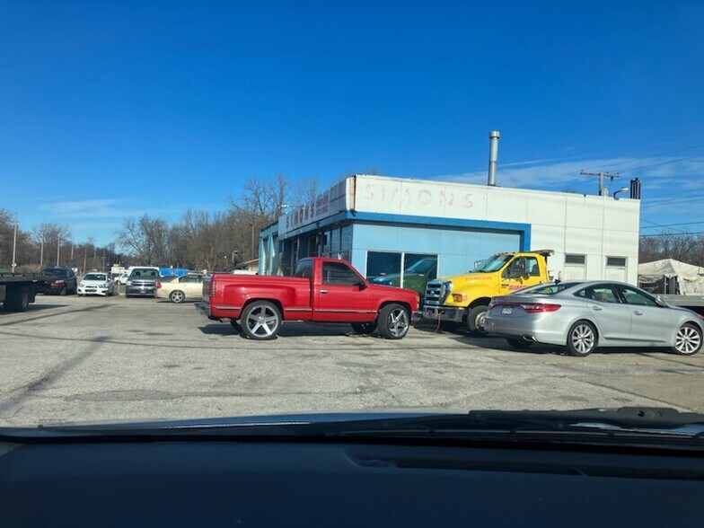 More Photos Of 4495 Cleveland St, Gary Auto Repair For Sale