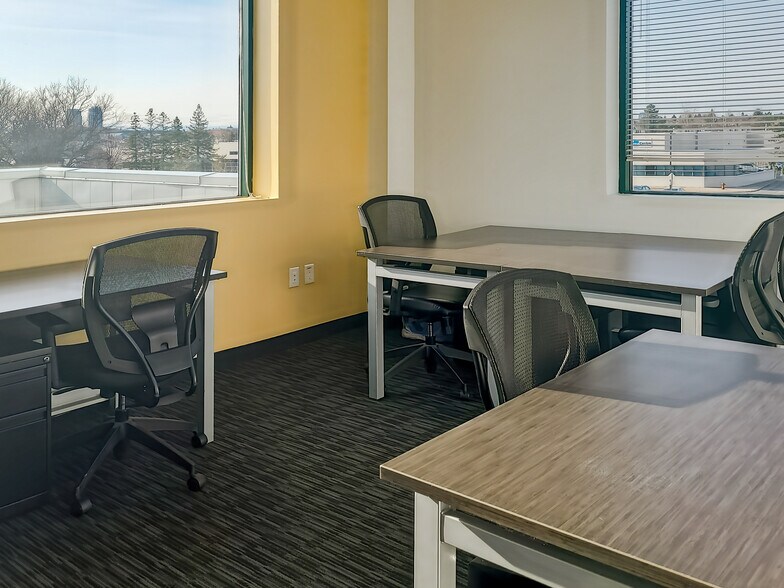 More Photos Of 9225 Leslie St, Richmond Hill Coworking Space
