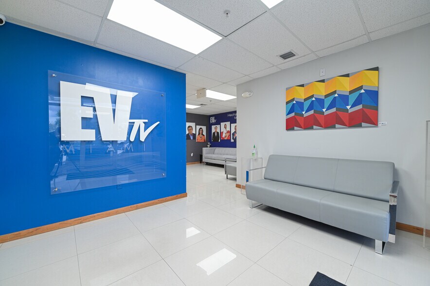 More Photos Of 7770 NW 46th St, Doral Warehouse For Sale