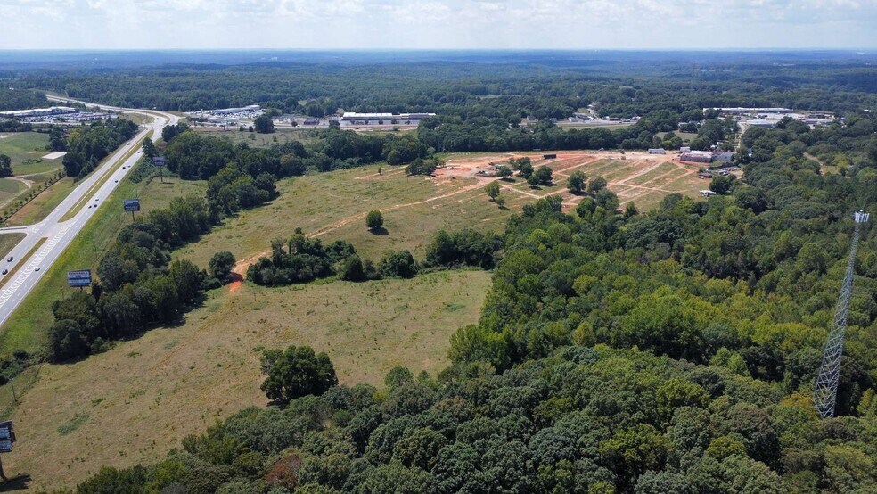 More Photos Of 200 Harris St, Commerce Land For Lease