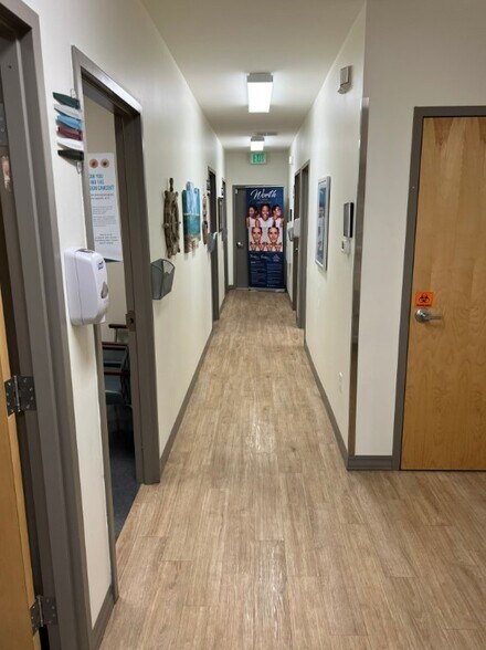 More Photos Of 6160 N Davis Hwy, Pensacola Medical For Sale