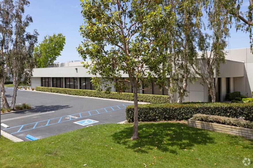 More Photos Of 13311-13317 166th St, Cerritos Manufacturing For Lease