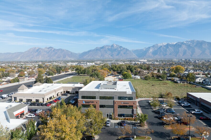 More Photos Of 9067 S 1300 W, West Jordan Office For Lease