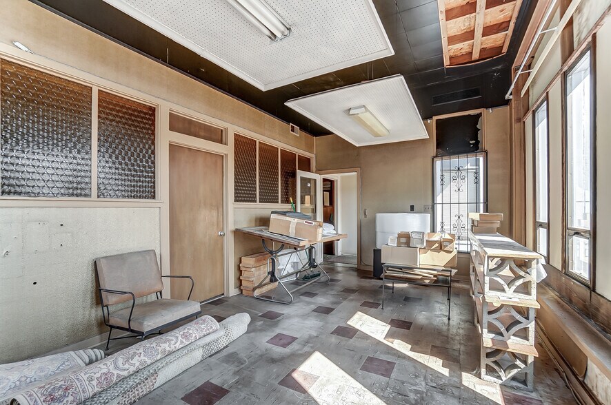 More Photos Of 203 S Wittenberg Ave, Springfield Industrial For Sale