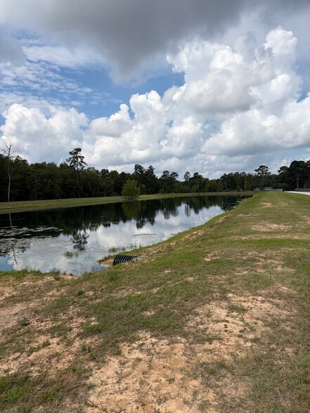 More Photos Of 1222 Jeffcote Road, Conroe Manufactured Housing Mobile Home Park For Sale