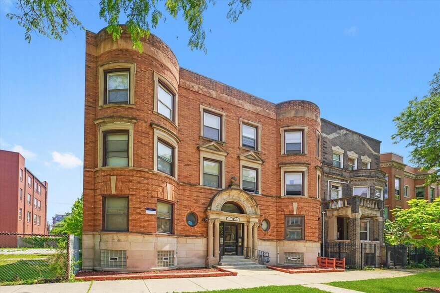 More Photos Of 4317 S Michigan Ave, Chicago Apartments For Sale