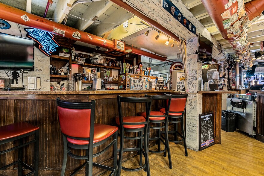 More Photos Of 409 S 8th St, Boise Restaurant For Lease