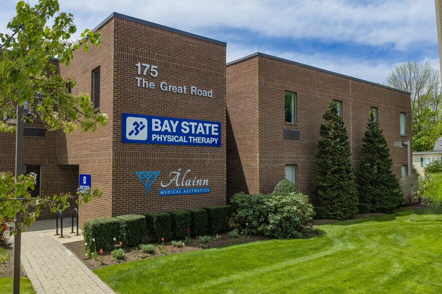Primary Photo Of 175 Great Rd, Bedford Medical For Lease