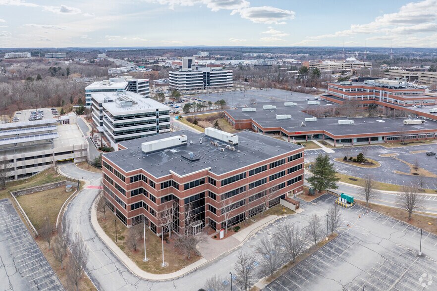 More Photos Of 4 Van De Graaff Dr, Burlington Office For Lease