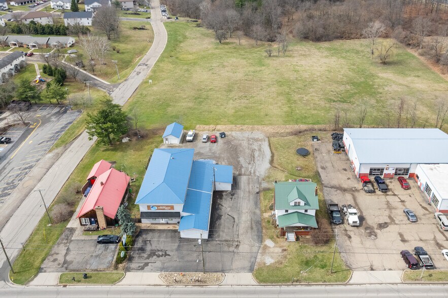 More Photos Of 559 Canton Rd NW, Carrollton General Retail For Sale