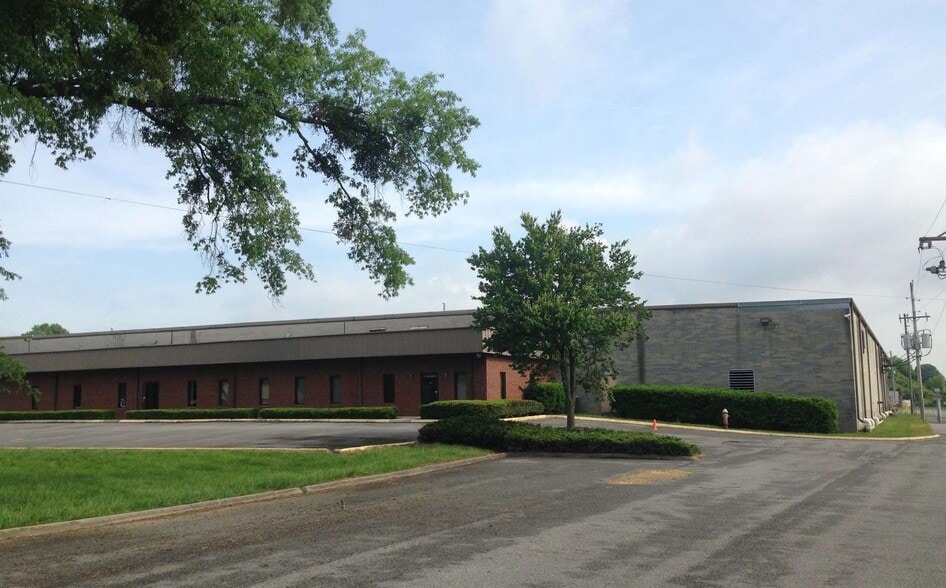 Primary Photo Of 355 Old Dalton Rd NE, Calhoun Warehouse For Sale